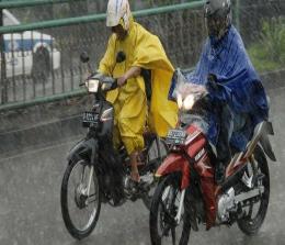 Ilustrasi hujan lebat mengguyur Riau dan sekitarnya (foto/int)